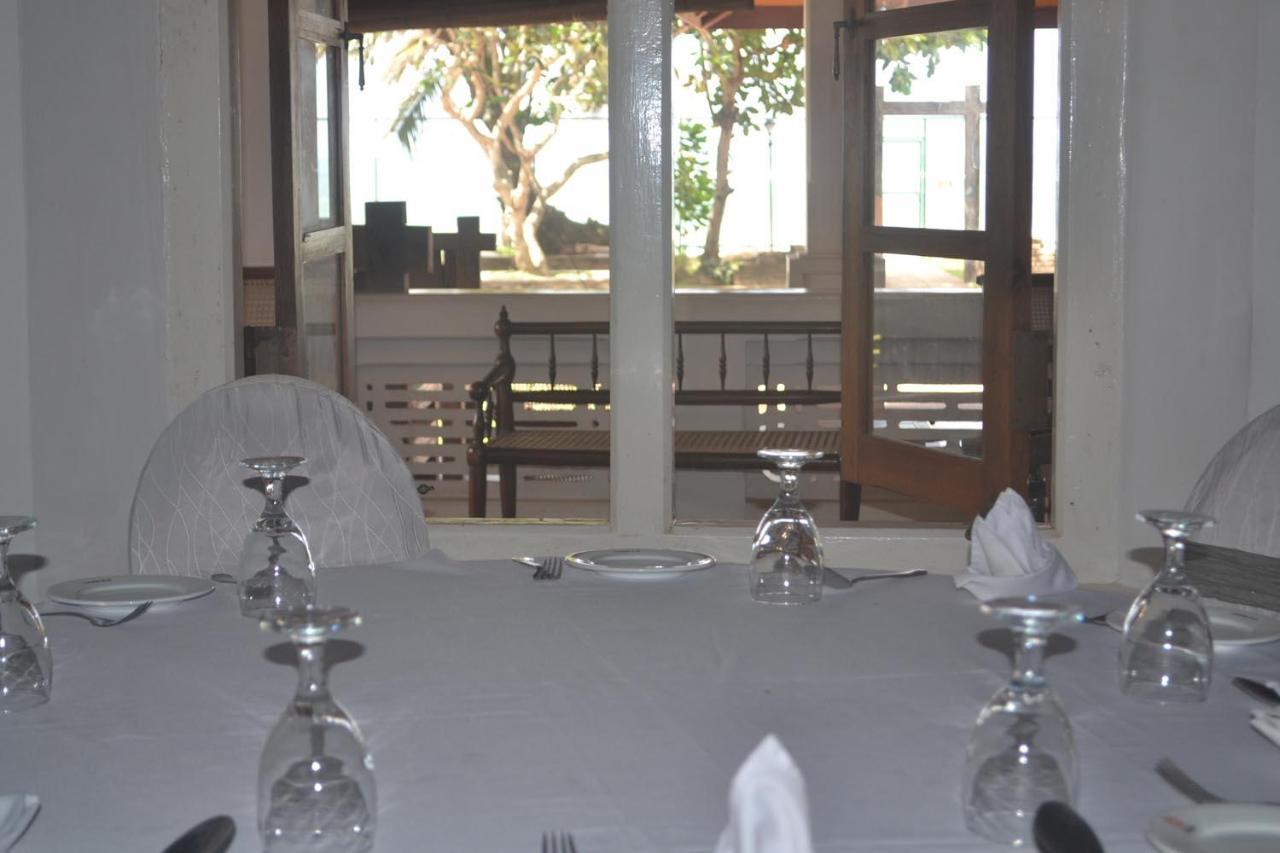 Rest House Matara Hotel Екстериор снимка