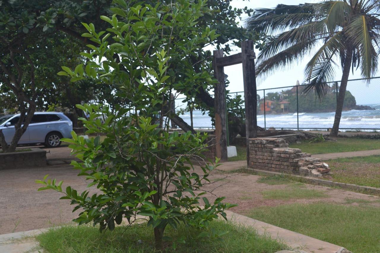 Rest House Matara Hotel Екстериор снимка